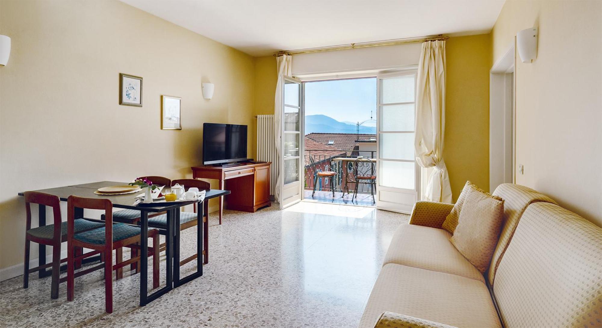 Residenza Dei Fiori Aparthotel Cannero Riviera Ngoại thất bức ảnh
