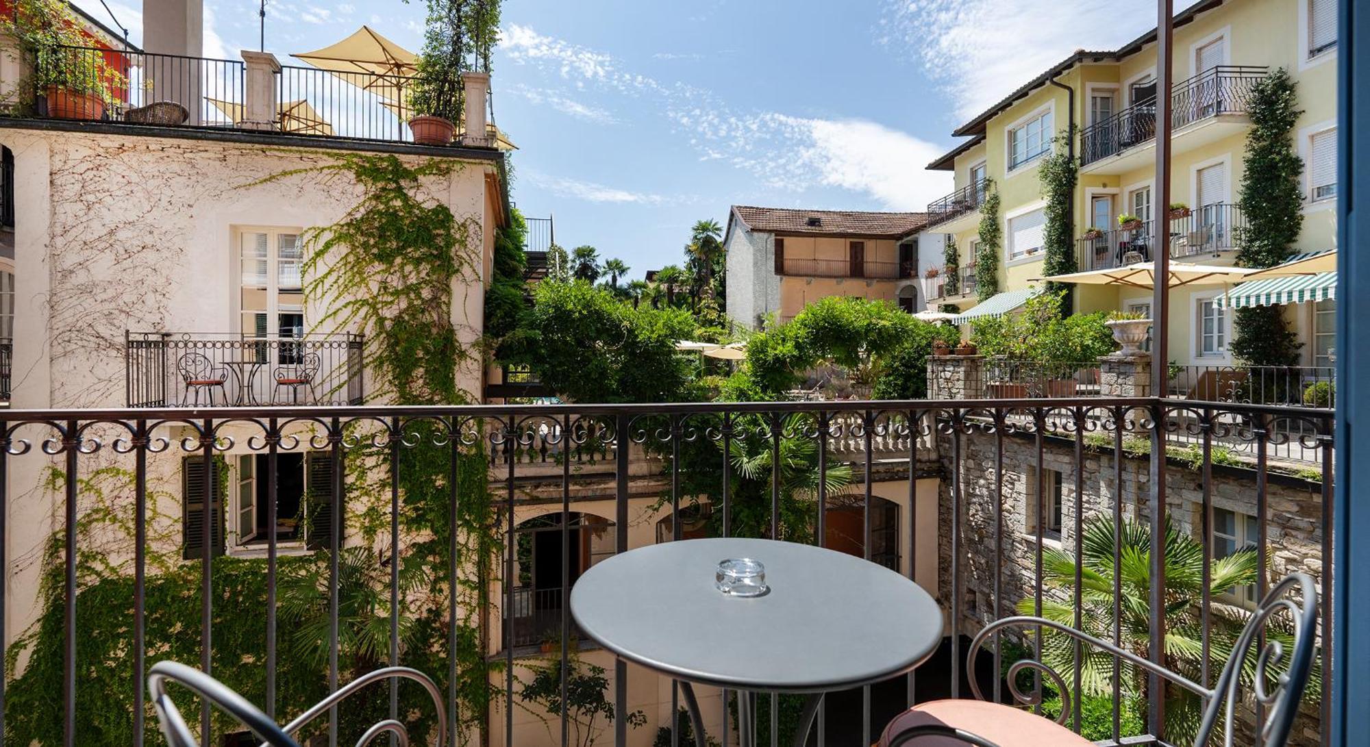 Residenza Dei Fiori Aparthotel Cannero Riviera Ngoại thất bức ảnh